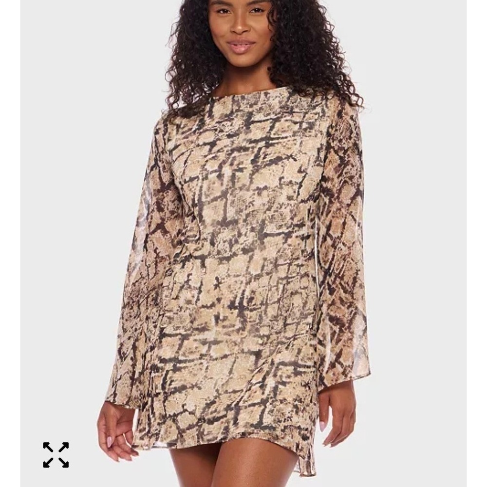B. Darlin Neutral Snakeskin Print Long Sleeve Boat Neck Mini Shift Dress